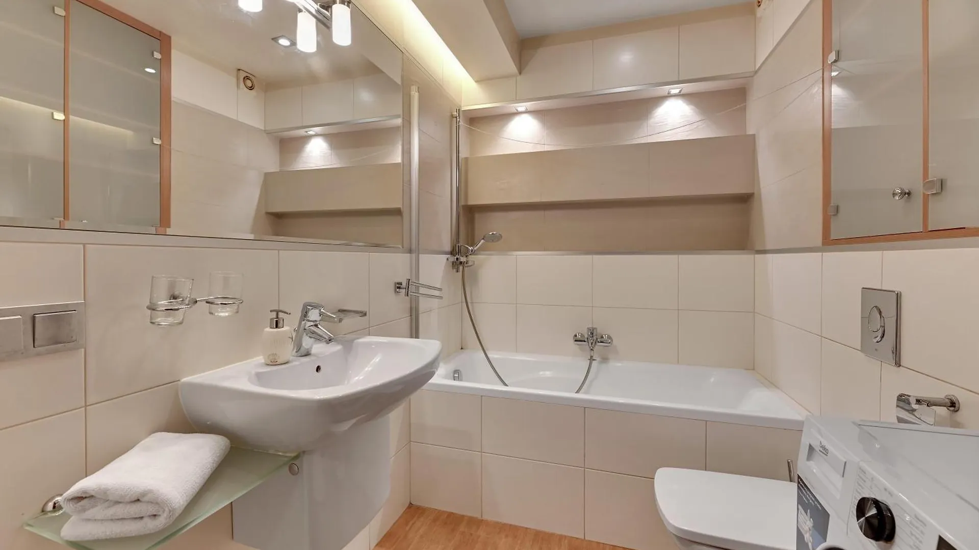 See Smile By Grand Apartments Sopot